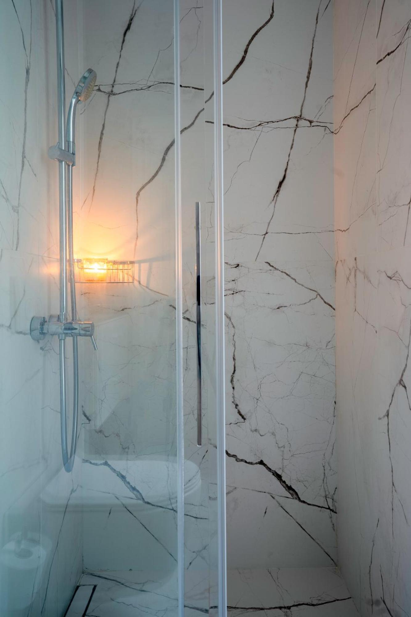 Appartement Psaradika *